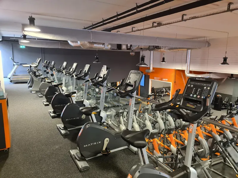 Basic-Fit Amsterdam Osdorp Pieter Calandlaan 24/7