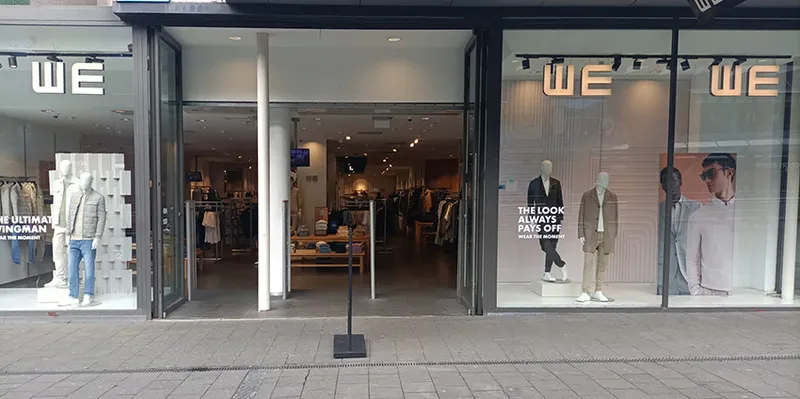 WE Fashion Rotterdam - Beursplein