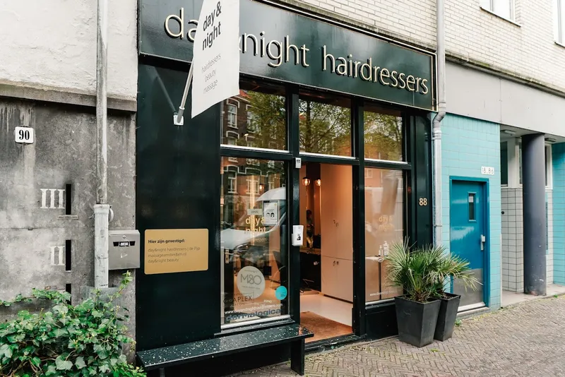 day&night hairdressers