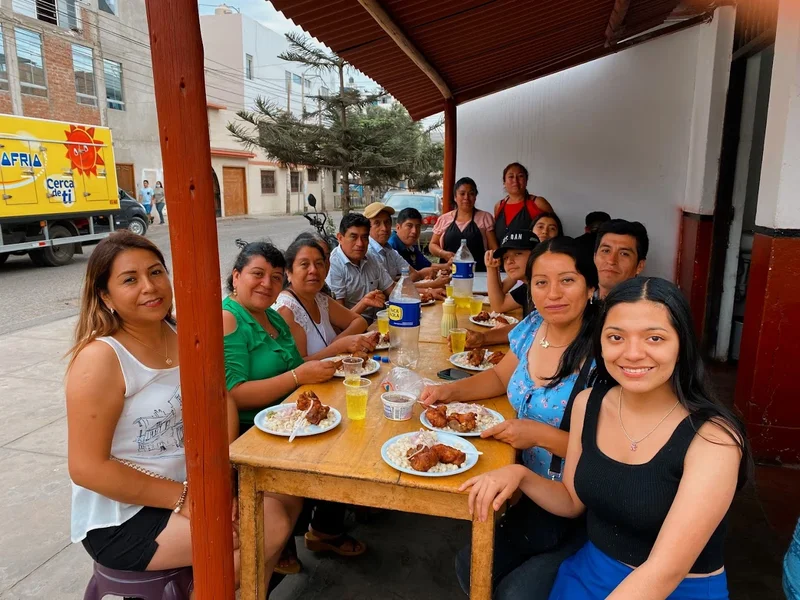 LA ESQUINA DEL CHICHARRÓN