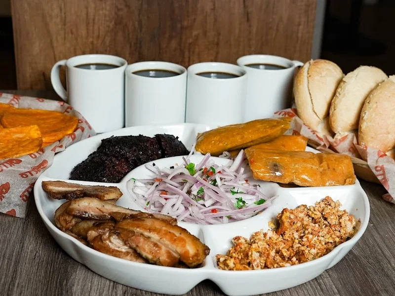 Kio chicharrones y mas