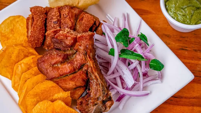 La Red Chicharronería Lima