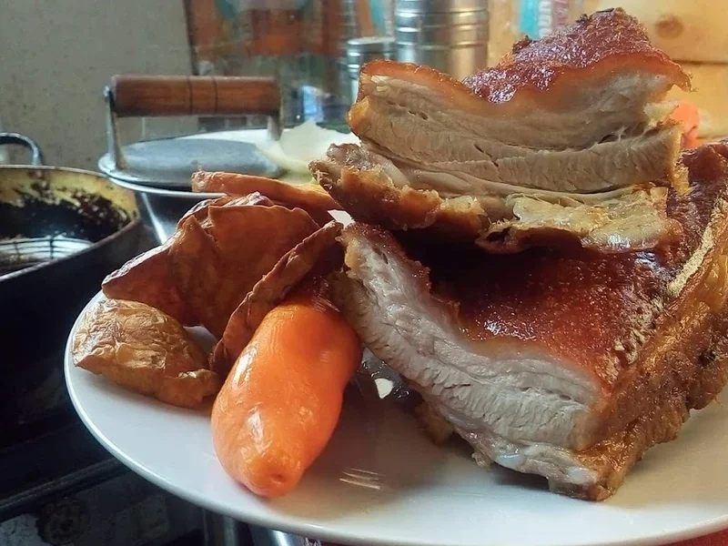 Chicharroneria "El Abuelo"