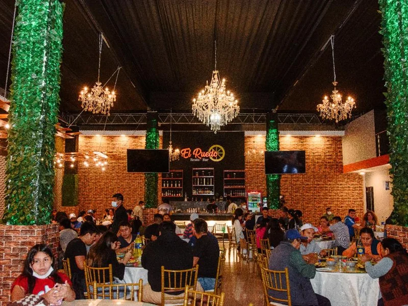 El Ruedo Pollos y Parrillas - Retablo