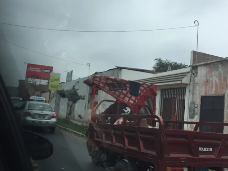 Los Chinos Restaurant