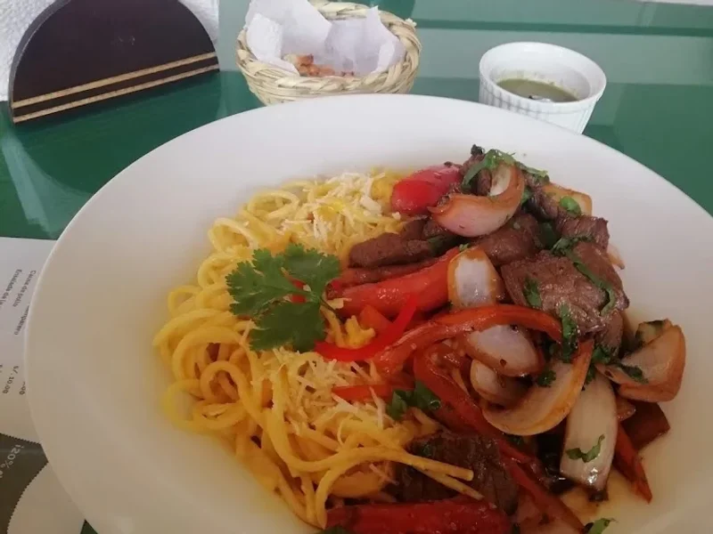 Lamparero Restaurante Criollo