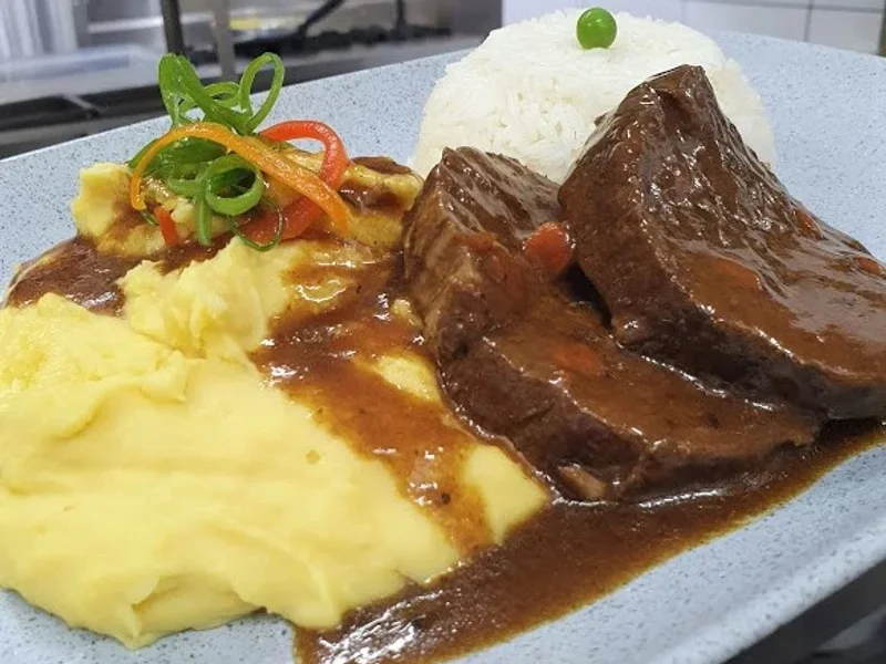 El Frejolon - Comida Criolla