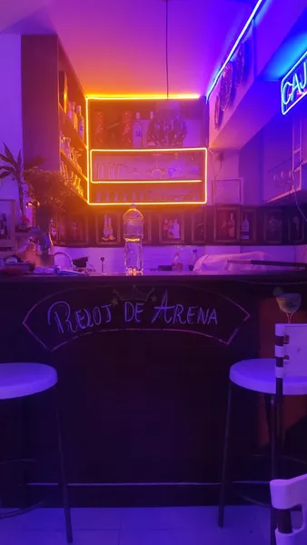 Restobar "Reloj de Arena"