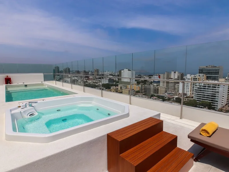 Dazzler by Wyndham Lima San Isidro