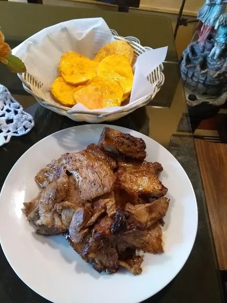 Chicharronería "Don Juanito"