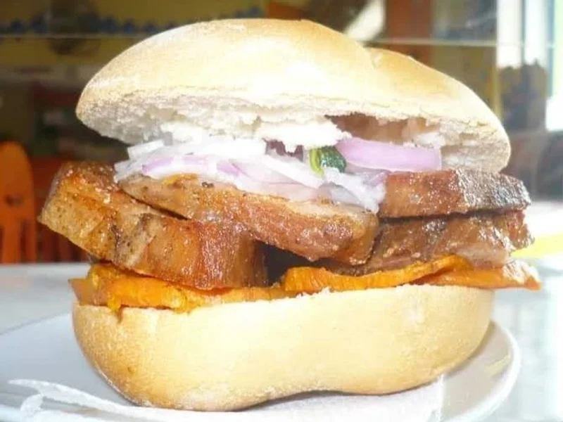 Chicharronería Sabor & Punto