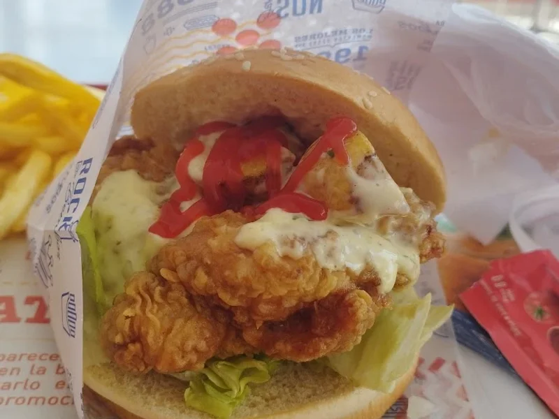 Bembos Plaza Vea Ate