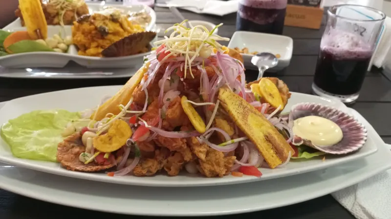 CEVICHERIA "El Bonito Soy Yo"