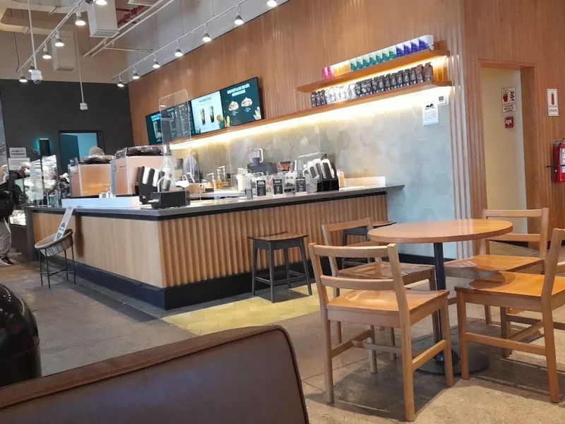 Starbucks - Puruchuco