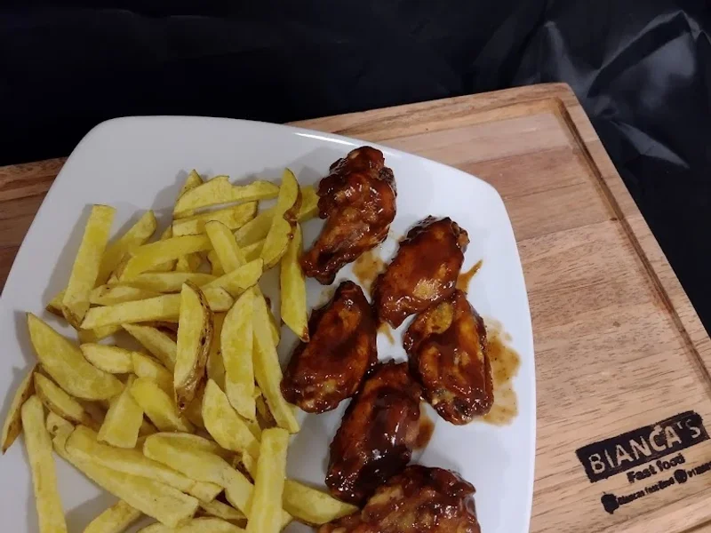 Biancas Alitas BBQ Villa el Salvador