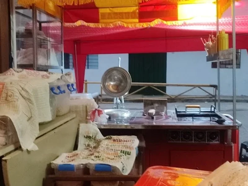 BURGOS BURGERS La Familia