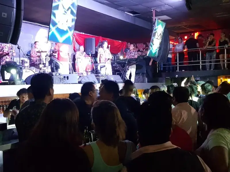 Vora Club Bar