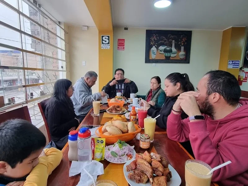 Chicharroneria La Huanquita de Villa