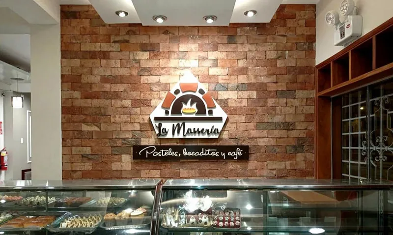 LA MASSERÍA - Pasteles, bocaditos y café