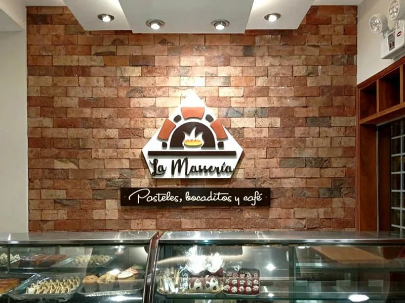LA MASSERÍA - Pasteles, bocaditos y café