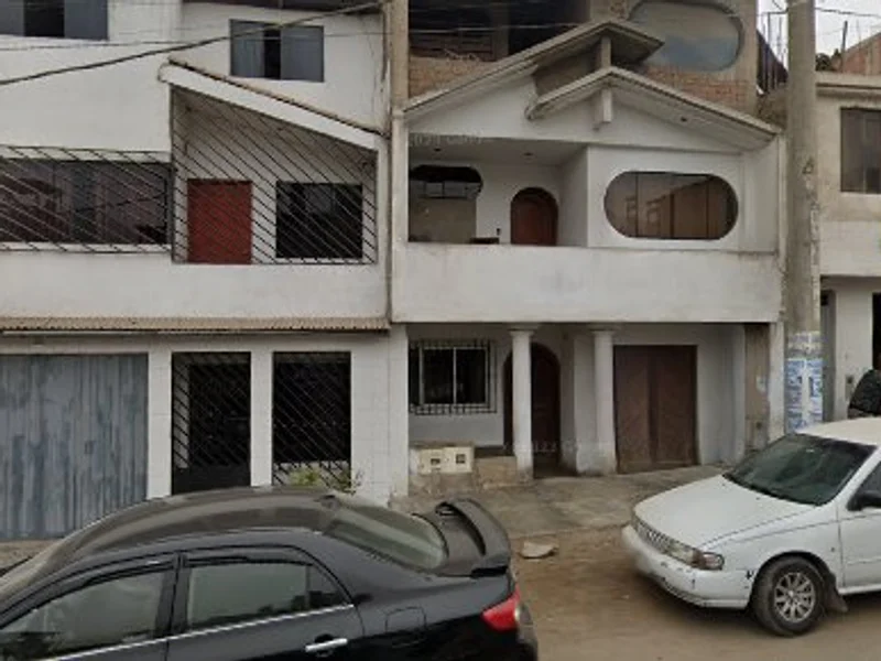 Juani Chicharroneria