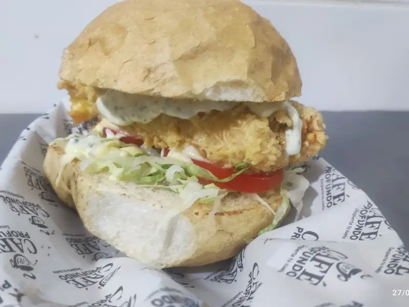 Cafe Profundo Steakburger eirl
