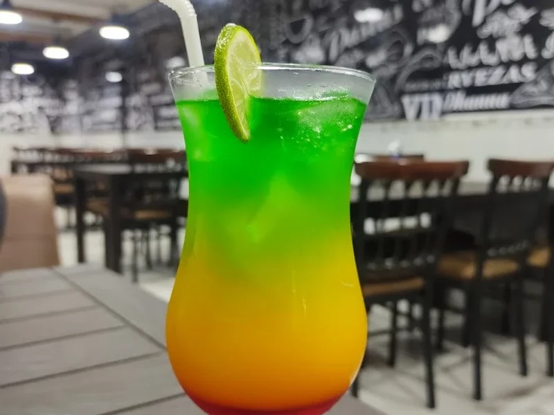 Pizzas & pastas Dhanna