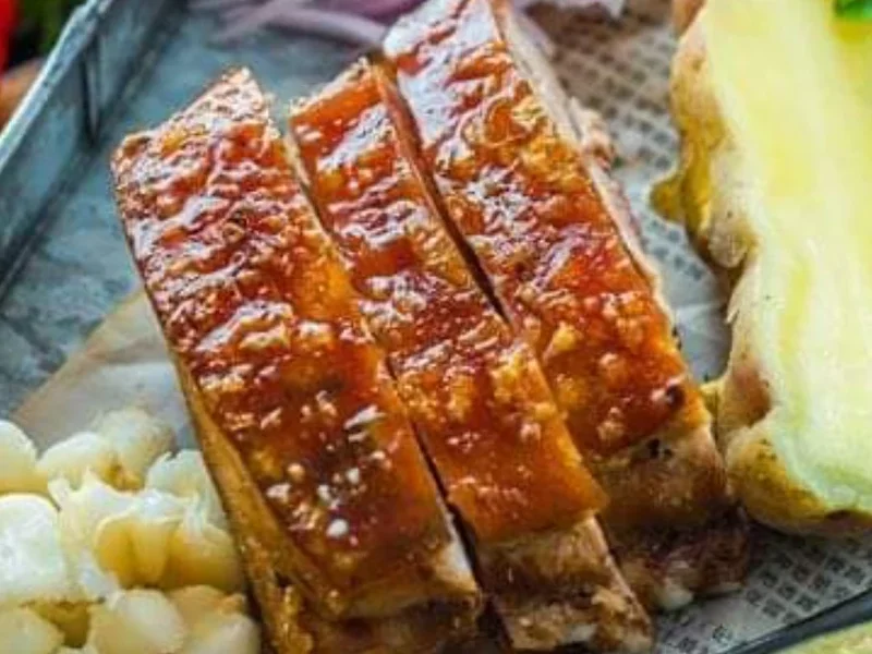 MISTER CUCHI RESTOBAR