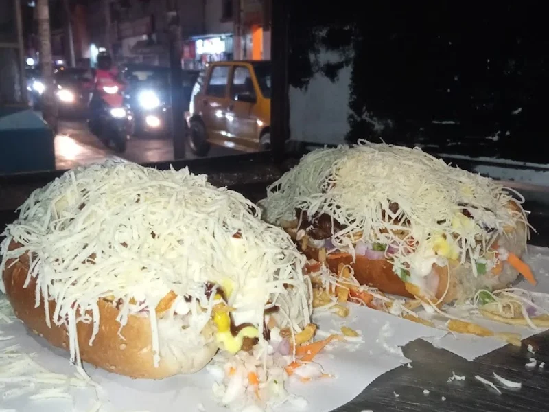GEMELOS BURGUER (Venta de Hamburguesas y hotdogs)