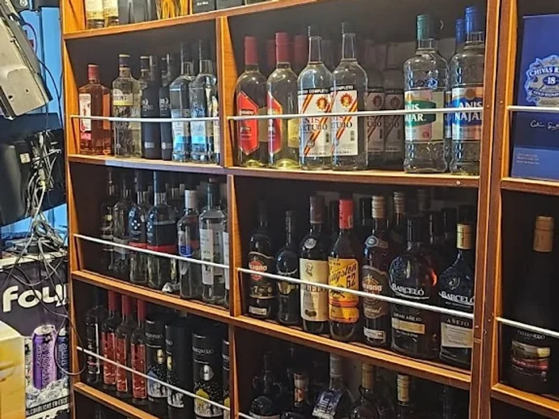 Distribuidora 2 Barricas - Licoreria en los Olivos