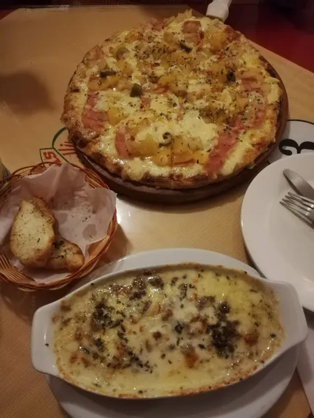 Pizzas y Pastas "Fratelli O'tello"