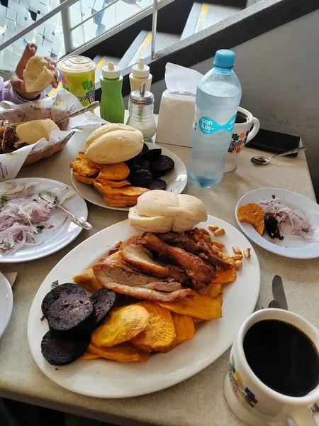 Chicharrones Del Inca Higuereta