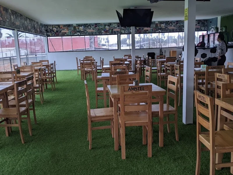 PUCHUNGO SPORT BAR CHORRILLOS