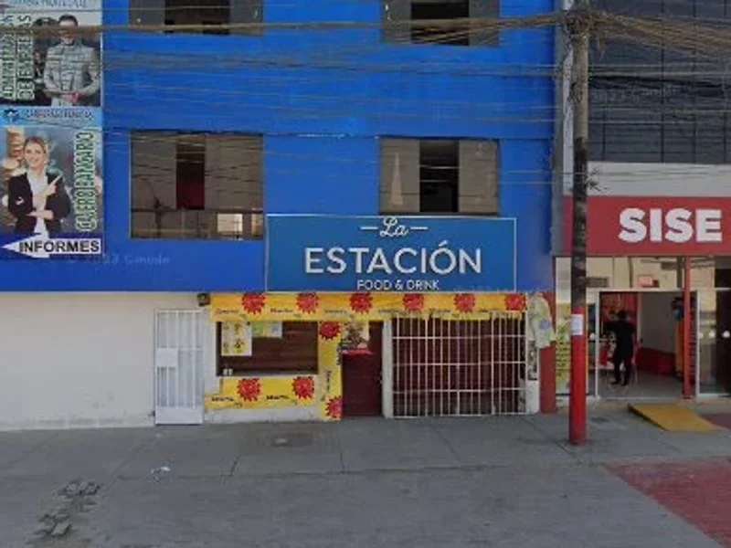 La Estacion