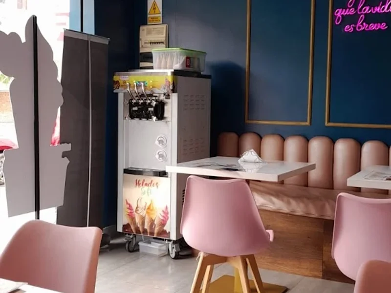 La 28 Crepes & Wafles