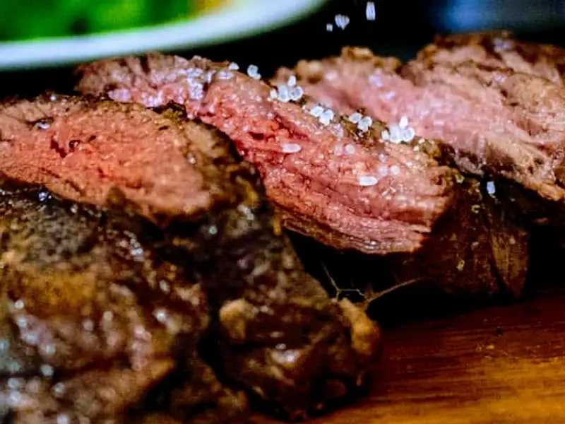 LongHorn Grill & Drinks - Mega Plaza