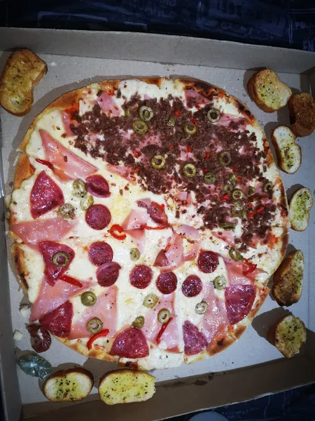 Pizzería tres14