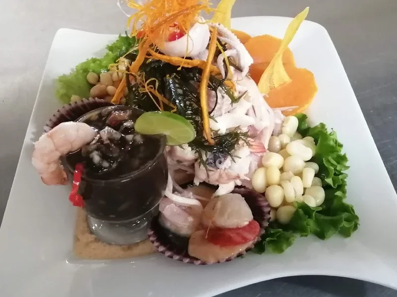 Cevichería La Chalana