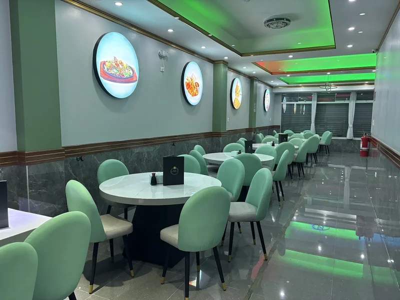 Chifa salon la china II 中国楼