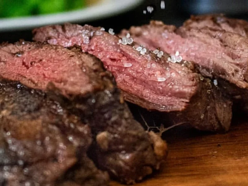 LongHorn Grill & Drinks - San Miguel