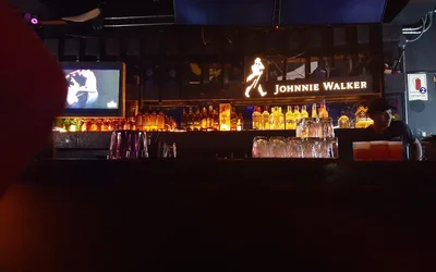 Los 18 bares de Independencia Lima