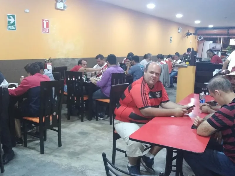 Pollos y parrillas El Fogón Rojo