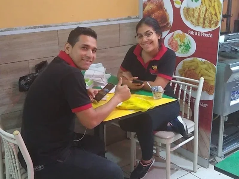 Susan Pollos A La Brasa Restaurante