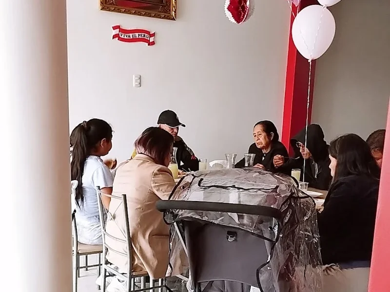 Restaurante & Cevicheria"CHACON"
