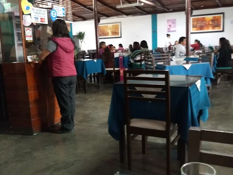San Pedro Cebicheria - Restaurant