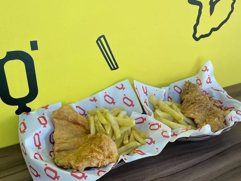 Que Broaster, salchipapa, chicha, papas fritas, restaurante, pollo a la brasa