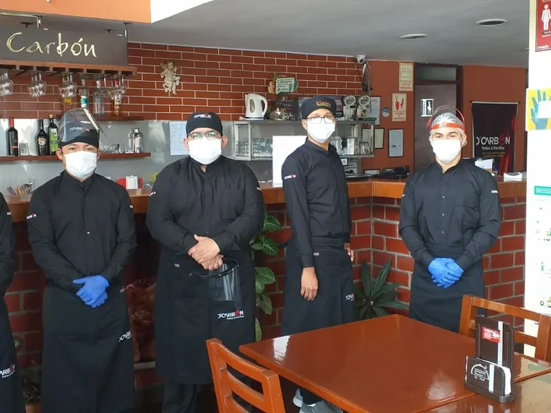 D'Carbón Pollos y Parrillas