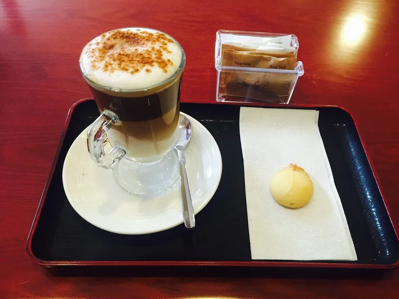 Amelie Café Restaurante