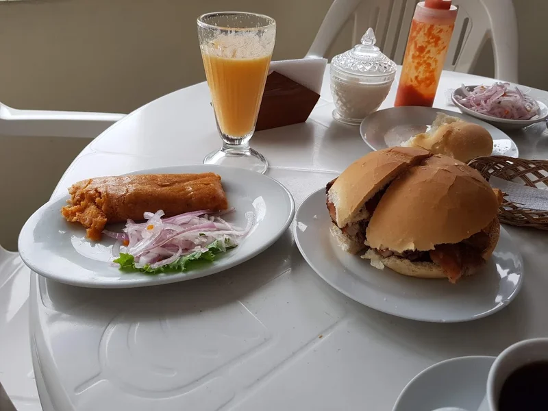 Chicharroneria Miyako