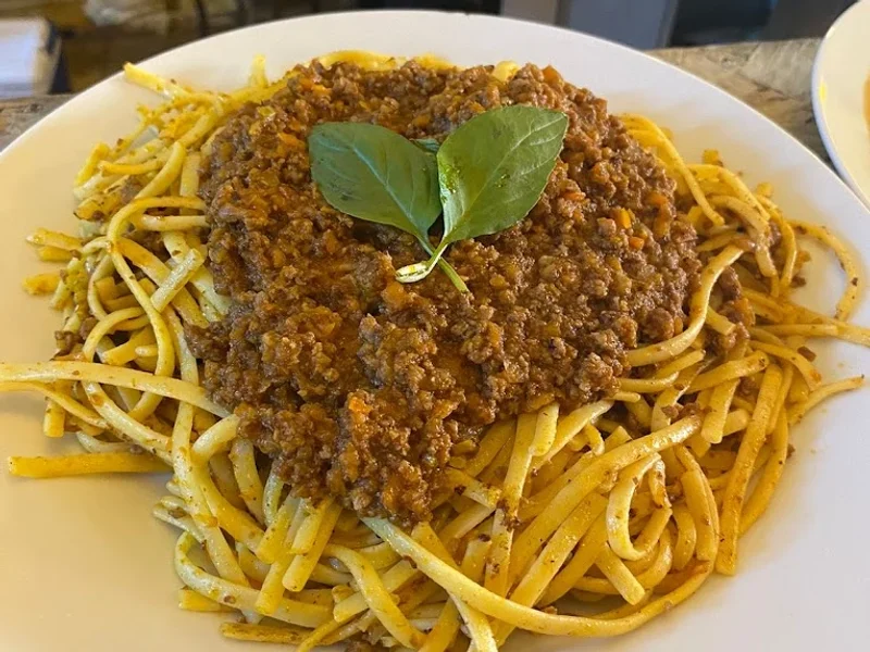Tau: El santuario de la comida criolla